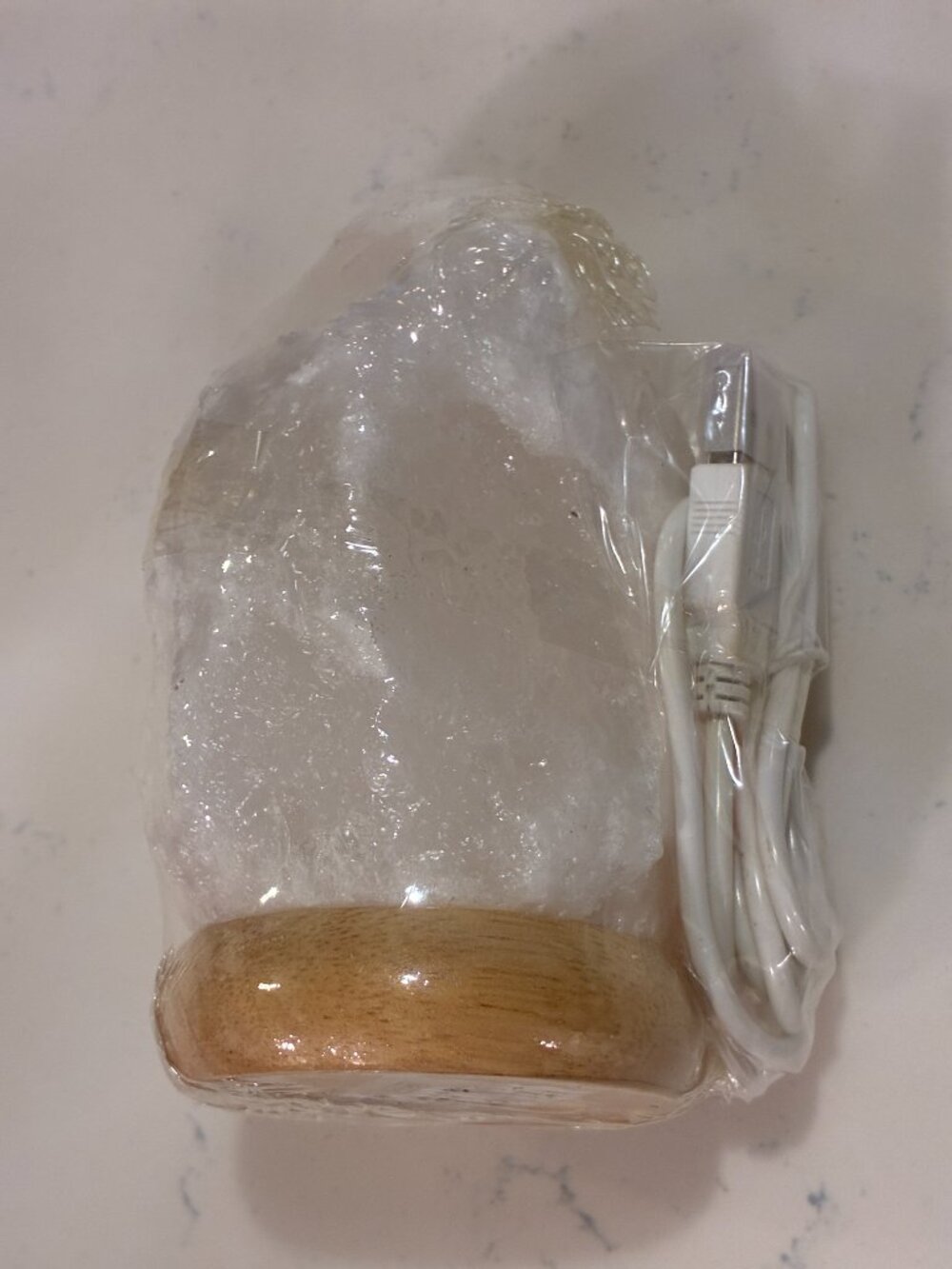 EARTHBOUND TRADING Himalayan Salt Stone Wood Base Color Changing Lamp 5.5" NWT - Picture 3 of 9